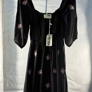 Savanna Jane Embroidery dress